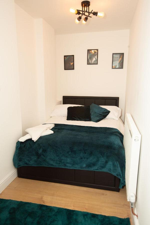Cityhost - Leeds Apartments Beeston Hill Exterior foto