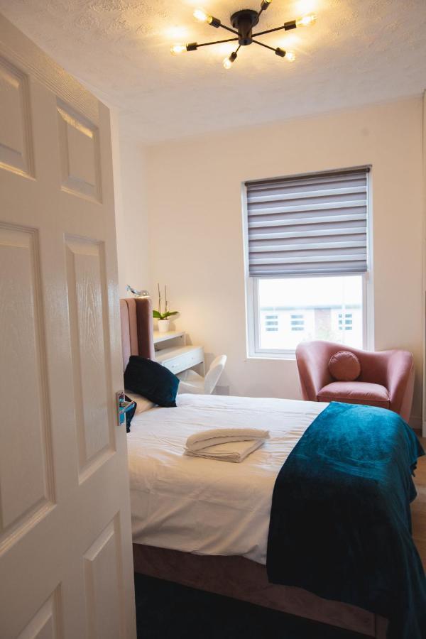 Cityhost - Leeds Apartments Beeston Hill Exterior foto