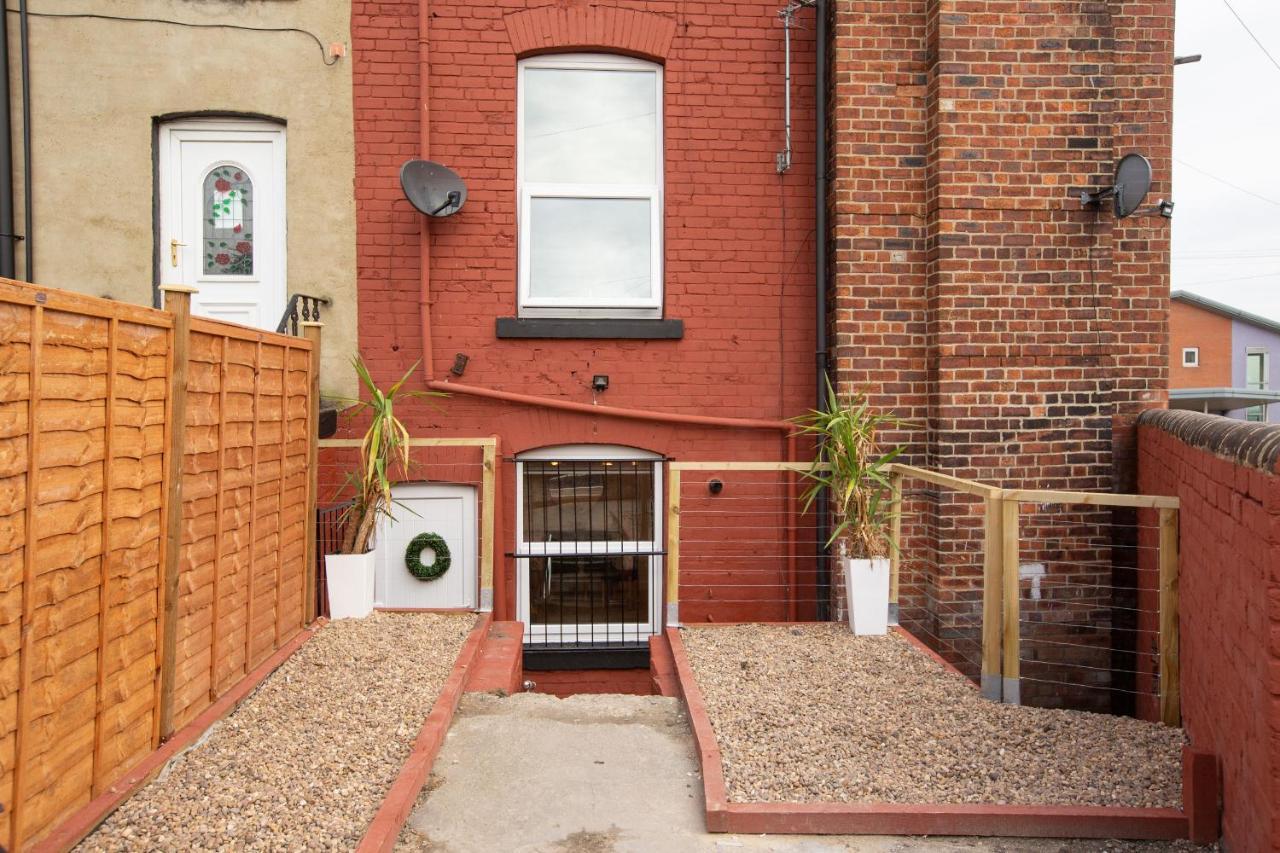 Cityhost - Leeds Apartments Beeston Hill Exterior foto